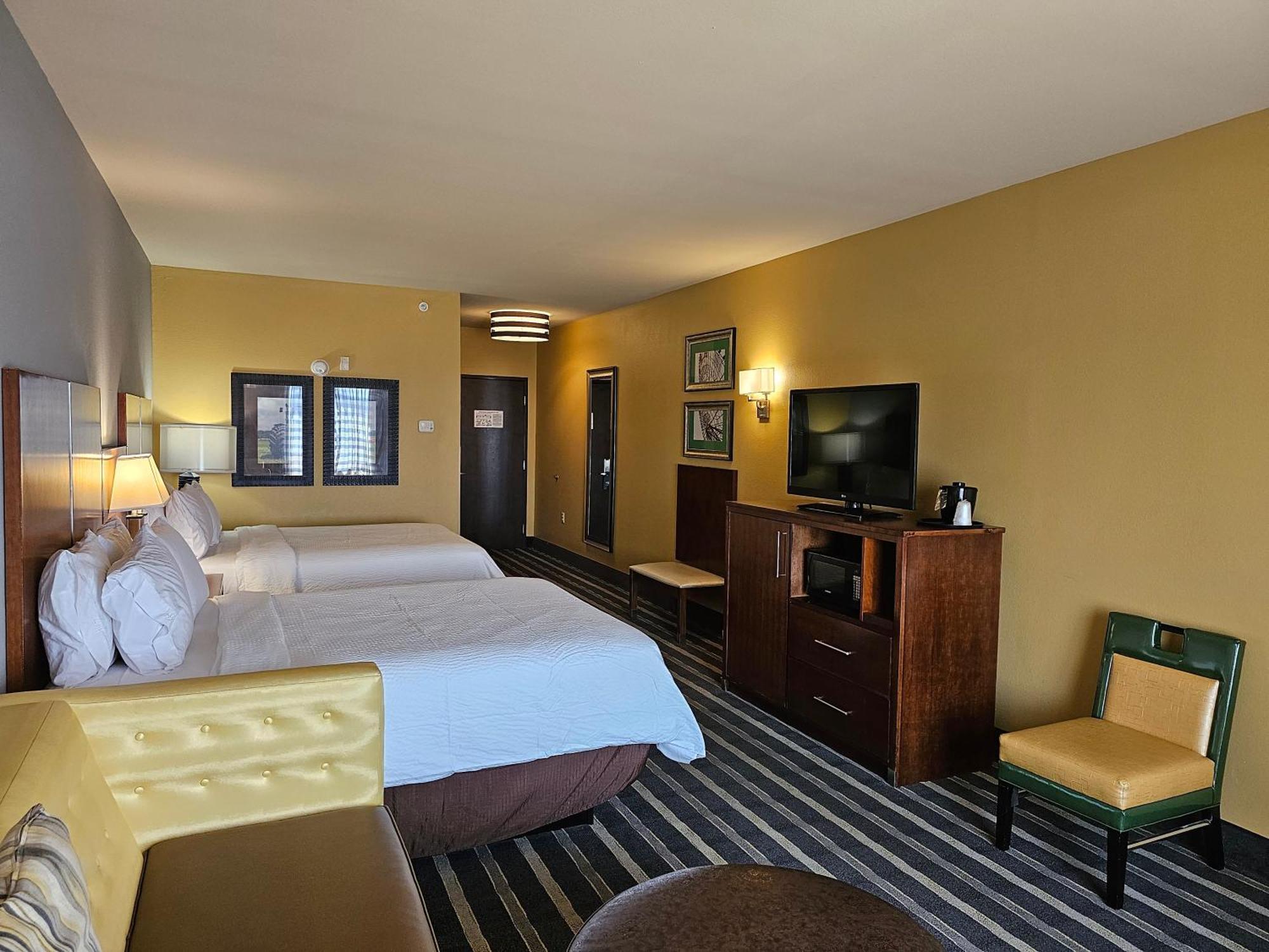 Holiday Inn Express & Suites Perry-National Fairground Area By Ihg Экстерьер фото